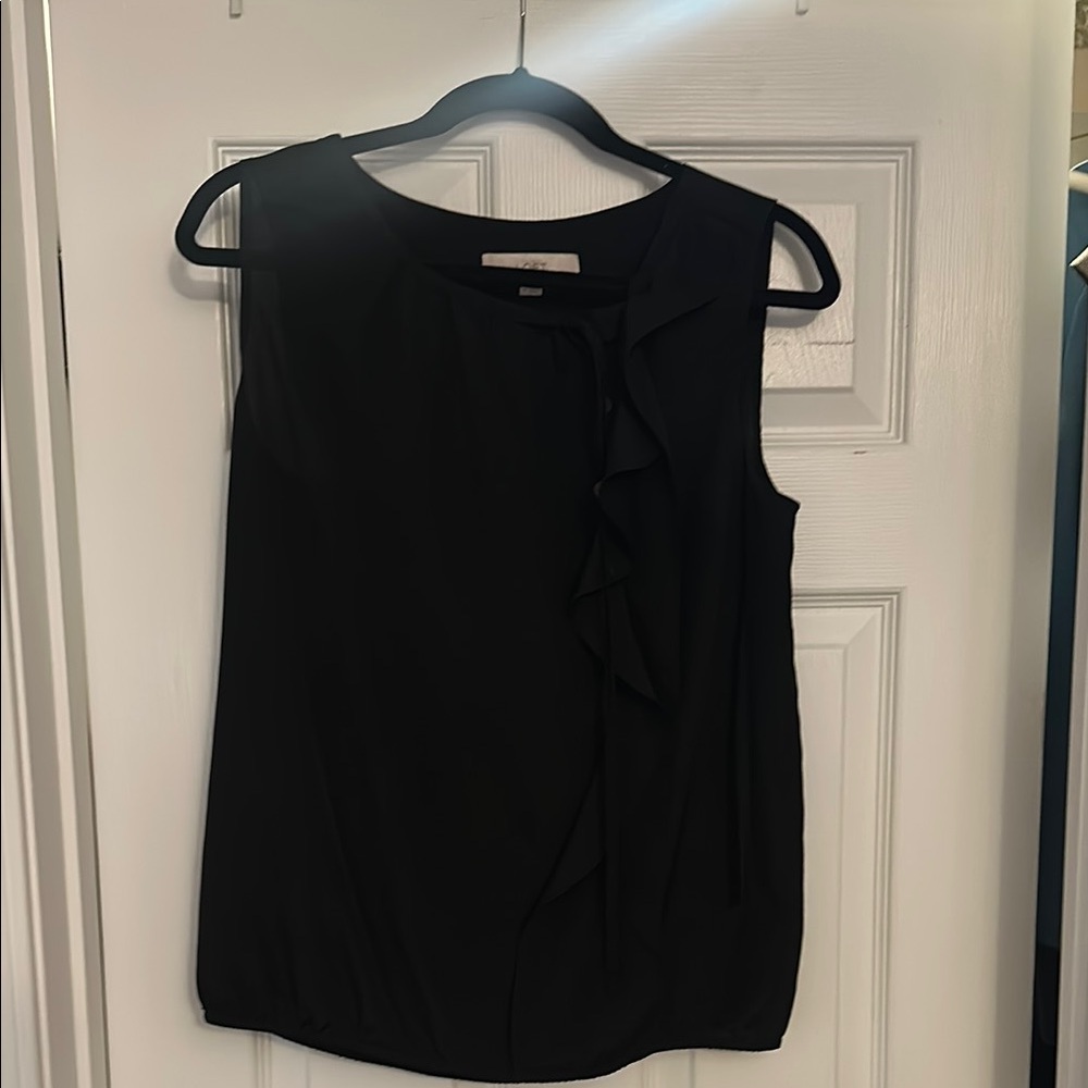 LOFT Black Ruffled Sleeveless Blouse